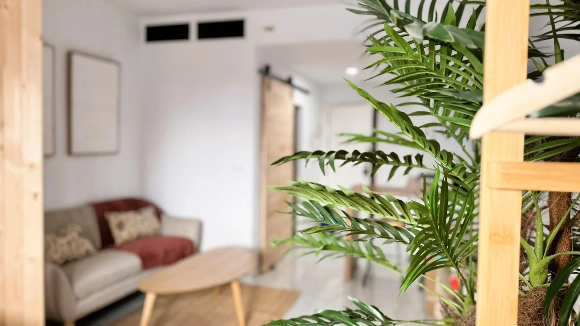 Charming Loft Close To City Center - Wifi Sevilla 0*,  Spanien